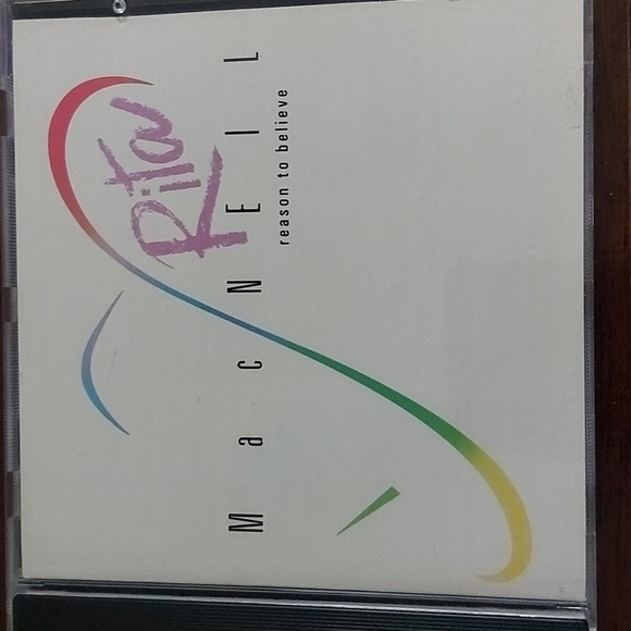 Two Rita MacNeil Music CDs - Picture 2 of 11